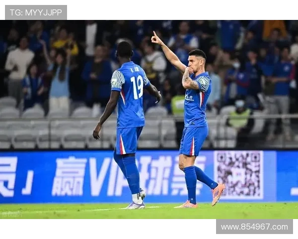 半场闪耀小马丁对阵水晶宫送出5次关键传球3次过人造2次绝佳机会